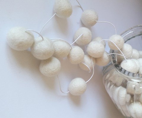 felt ball garland white baby decoration12