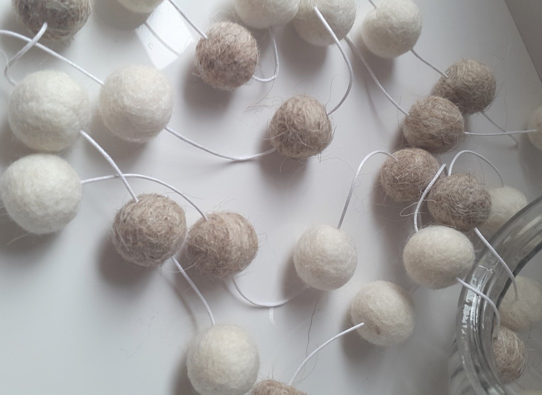 white beige garland scandinavian design minimalistic design